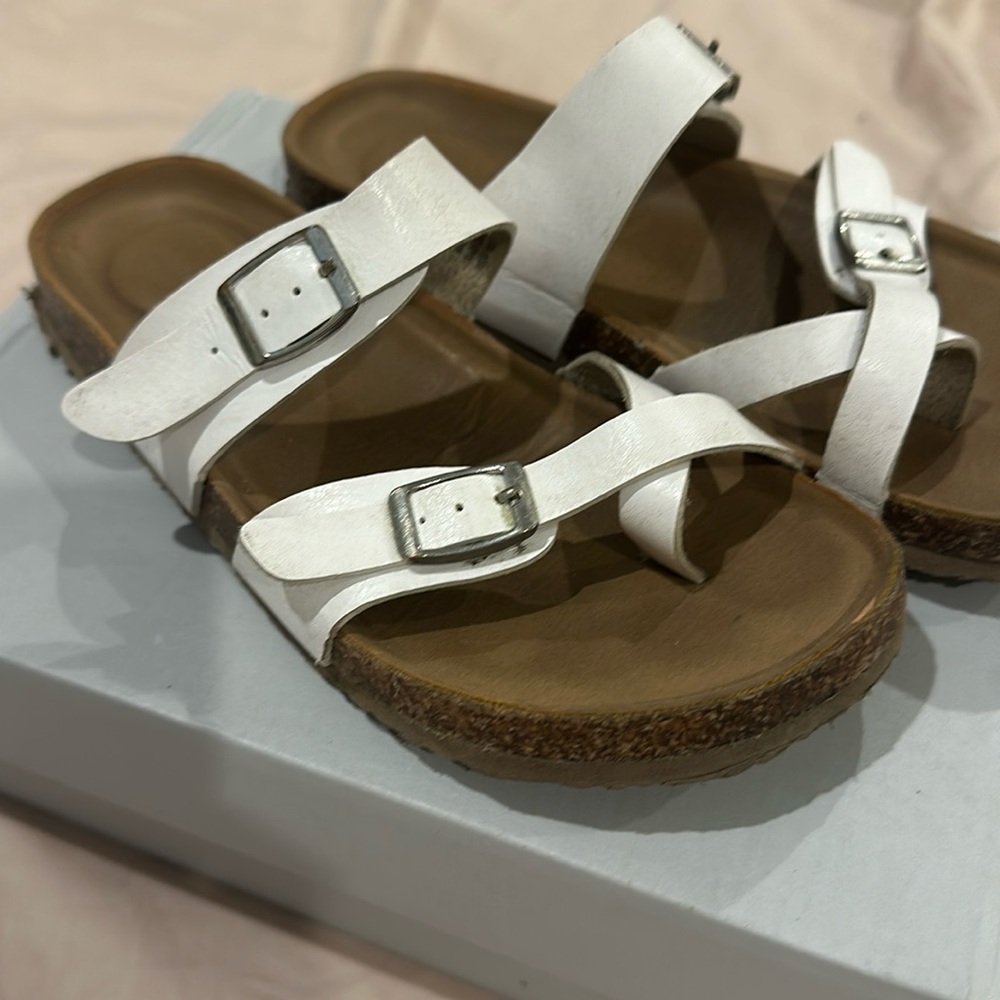 Madden Girl sandles